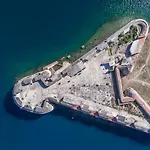 Villa House Hedonica By Guide