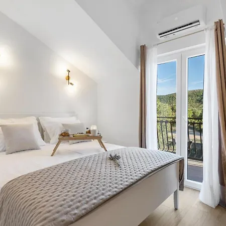 House Hedonica By Guide Villa Mirlovic Zagora