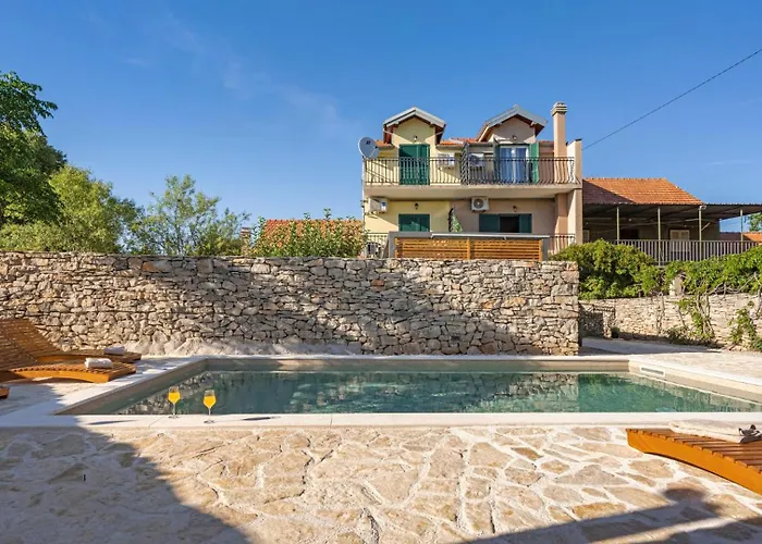 House Hedonica By Guide Mirlovic Zagora