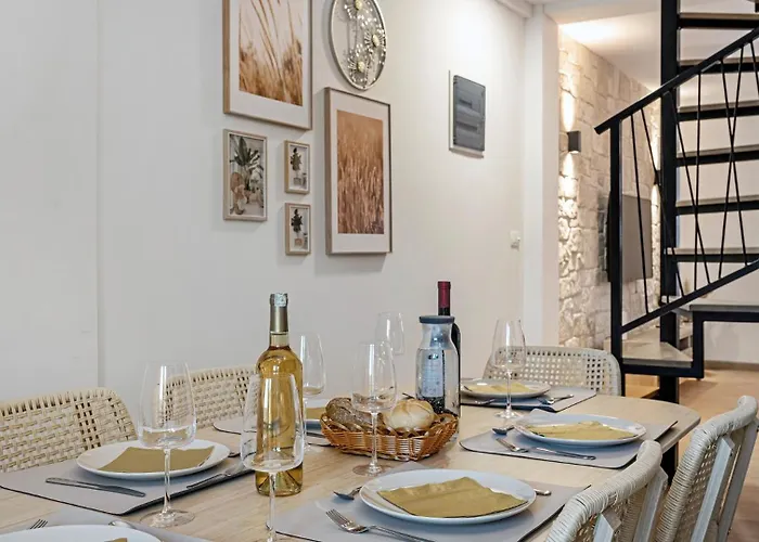 House Hedonica By Guide Mirlovic Zagora