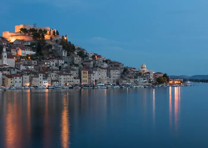 House Hedonica By Guide Villa Mirlovic Zagora